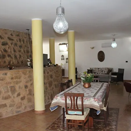 Stracca Holiday home Capilungo
